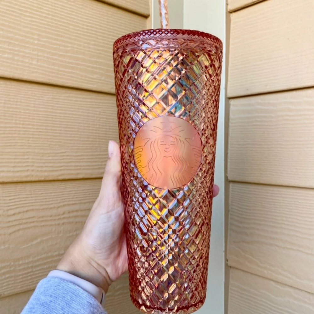 NWT Rare Starbucks winter 2021 rose gold jeweled venti tumbler.